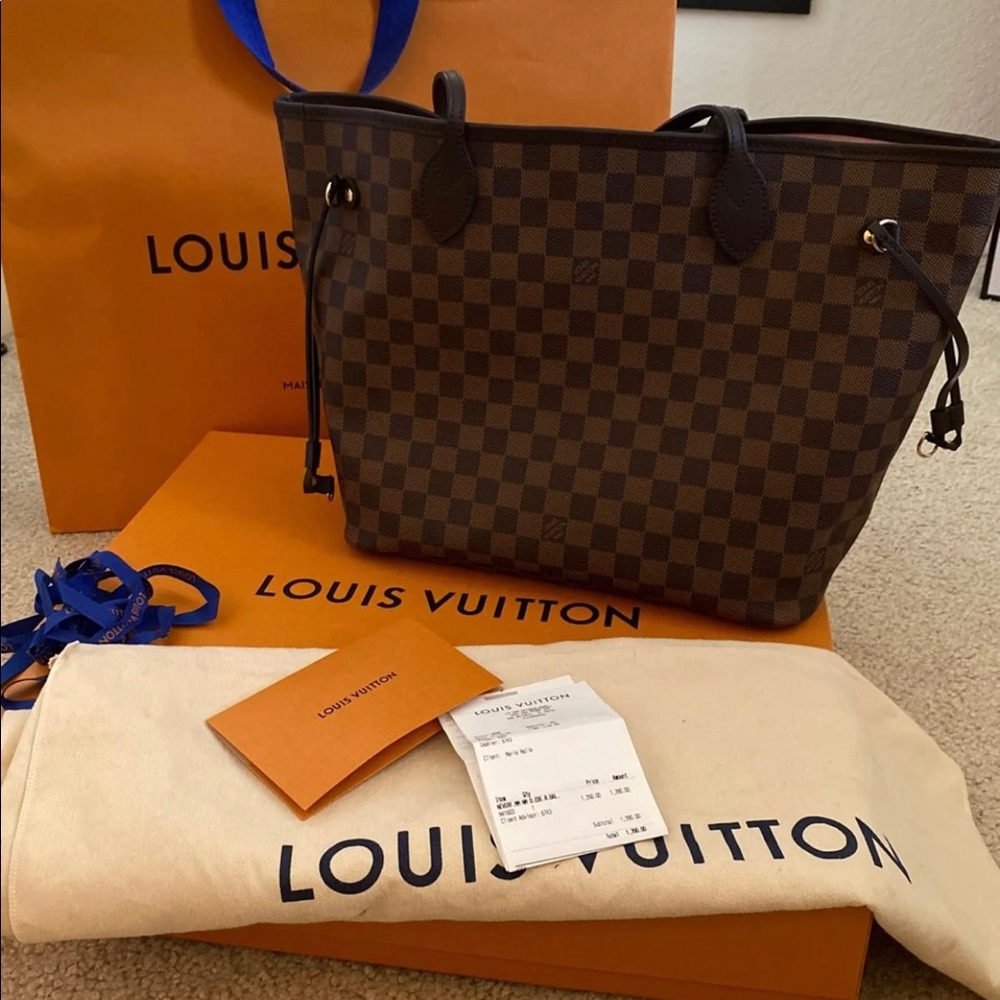 ❌ SOLD ❌ Louis Vuitton Neverfull MM